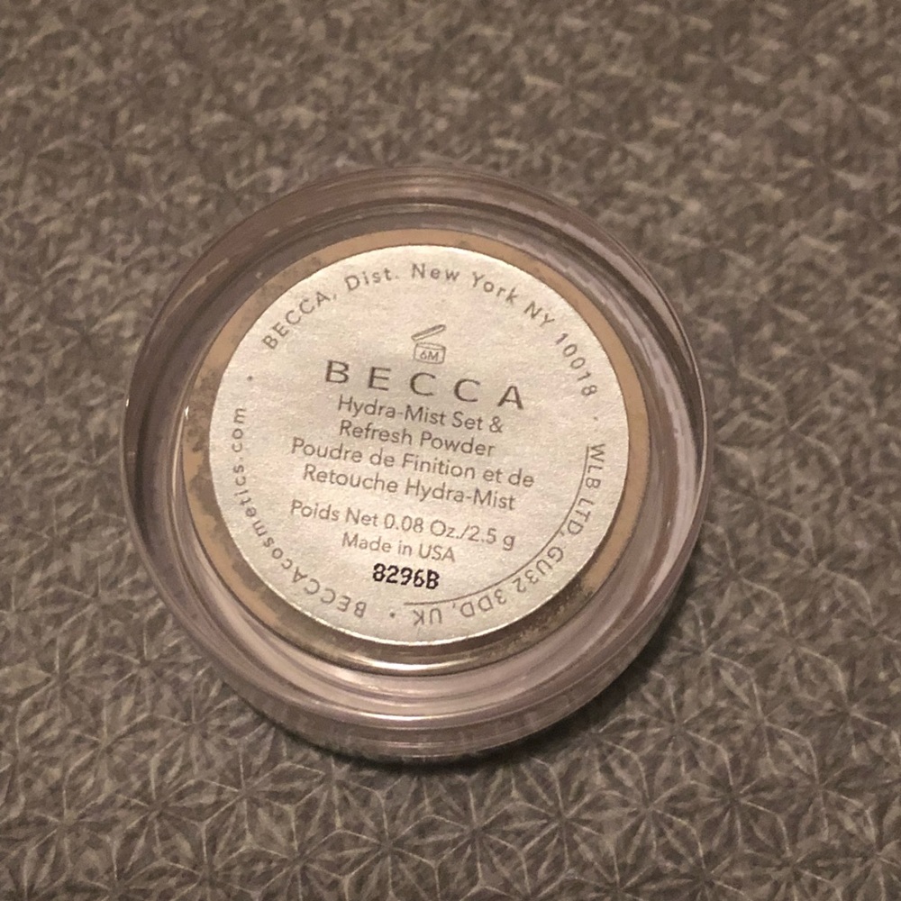 BECCA Hydra-Mist Set & Refresh Powder MINI - Picture 8 of 8